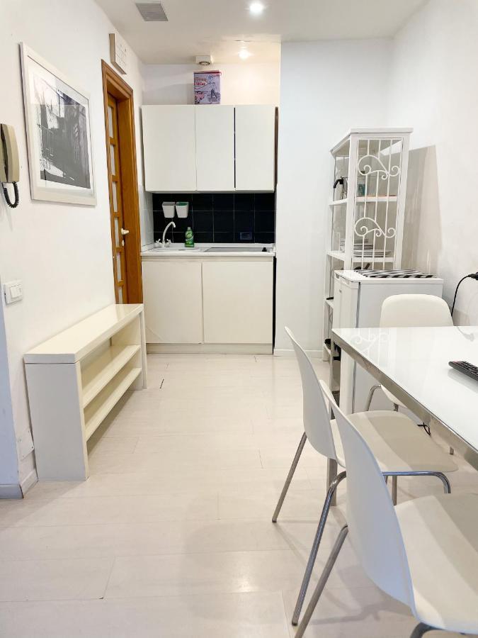Colosseo 13 Boutique Apartment Rom Eksteriør billede